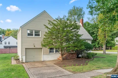 257 Hamilton Road