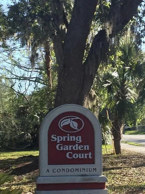 1611 SPRING GARDEN COURT