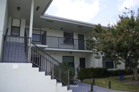 301 SABAL RIDGE CIRCLE #F