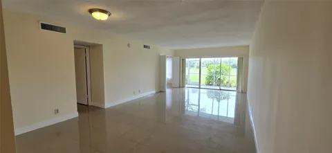 2950 PALM AIRE DRIVE #106