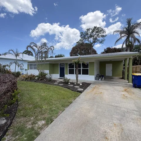 3156 SE MIMOSA STREET