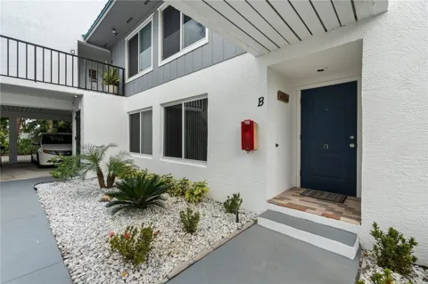 1180 Carlton Court #102A-unit B