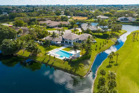 3521 Glenwood Court