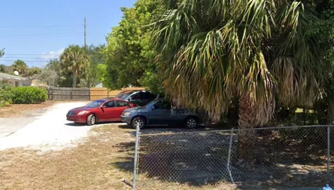 225 SW 13TH