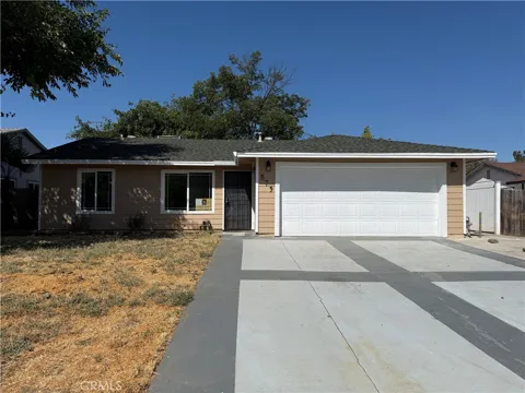879 Baywood