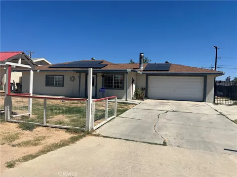 8413 Greenwood