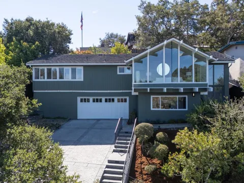 2937 Sherwood Drive