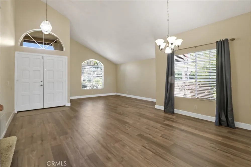 7043 Sterling Court Rancho Cucamonga, CA 91701