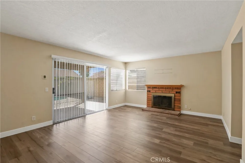 7043 Sterling Court Rancho Cucamonga, CA 91701
