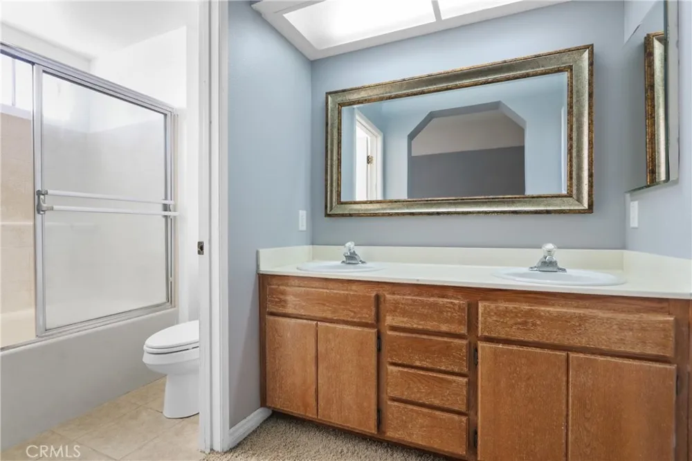 7043 Sterling Court Rancho Cucamonga, CA 91701