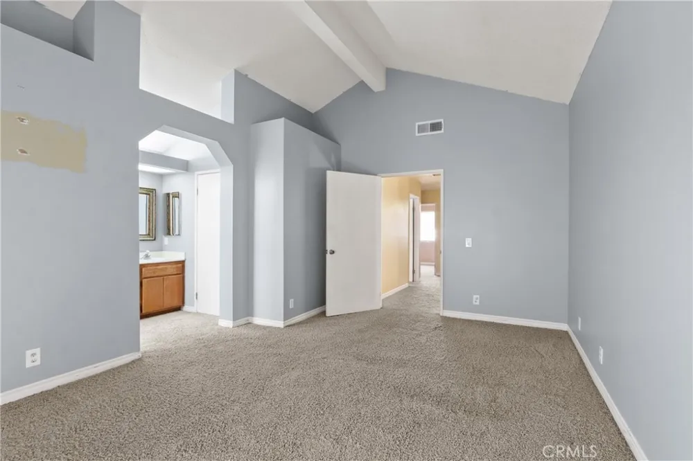 7043 Sterling Court Rancho Cucamonga, CA 91701
