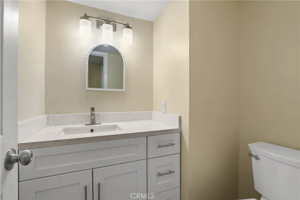 7043 Sterling Court Rancho Cucamonga, CA 91701