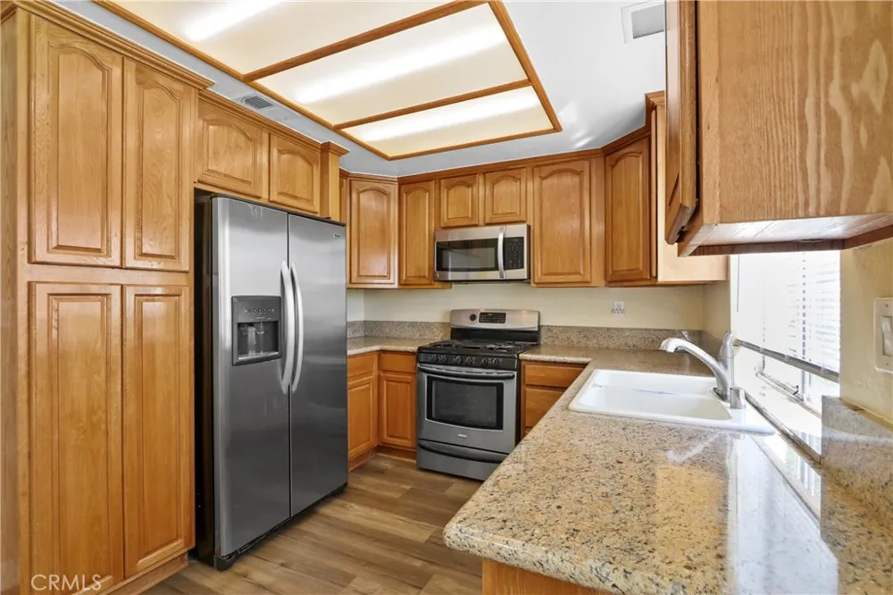 7043 Sterling Court Rancho Cucamonga, CA 91701