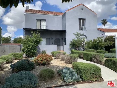 1239 S Hudson Avenue