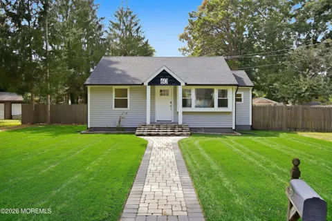 60 Crest Drive