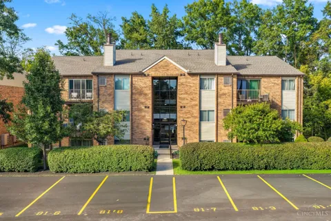 5981 Meadow Creek Drive #10