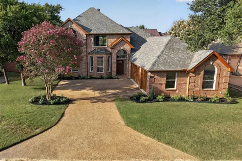 3309 Shadow Wood Circle