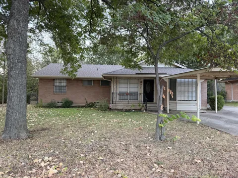 924 Monterey Drive