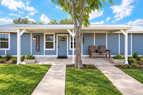 728 Water Oak Street