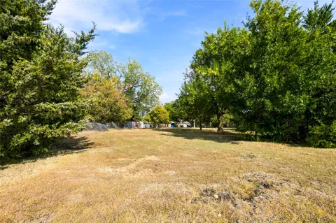 6802 Ermine Circle