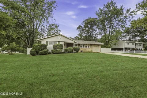 1006 Amethyst Drive