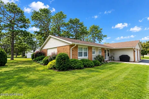 48 Cambridge Circle