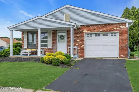 2 Tropicana Court