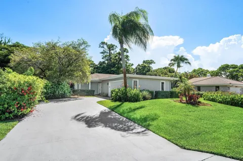 6387 Eastpointe Pines Street