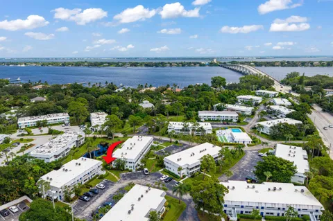 2929 SE Ocean Boulevard #O1
