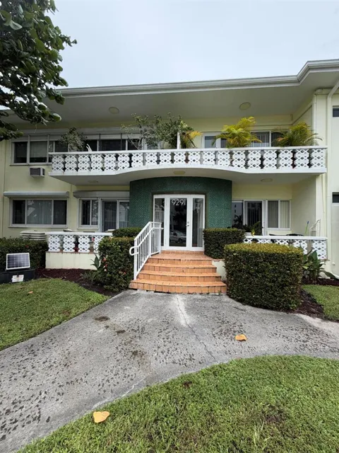 9291 W Bay Harbor Drive #8