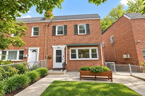 5926 Post Road