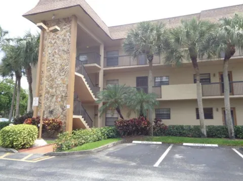6090 Sabal Palm Boulevard #304