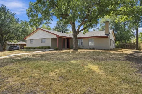 1105 Northwood Drive