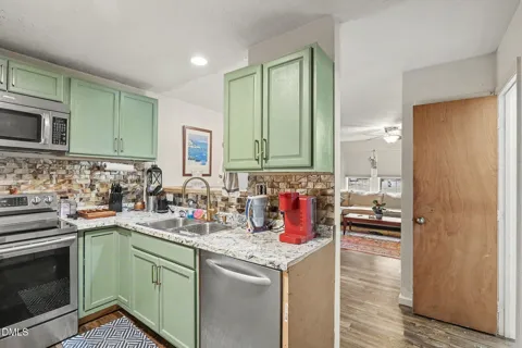 1714 Fox Hollow Drive