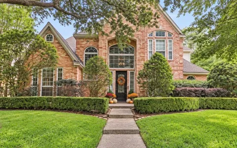 2106 Mountain Lake Drive