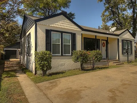 1705 Riverside Drive