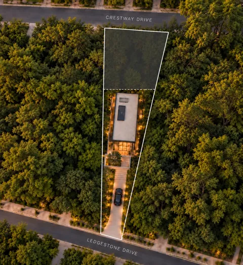 4433 Crestway Drive