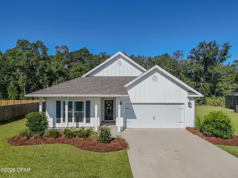 80 Oak Trees Lane West