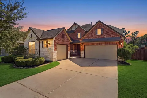 22327 Whitecourt Drive