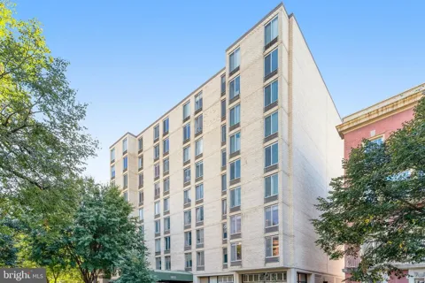 1800 R STREET NW #405