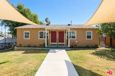 5218 Navarro Street