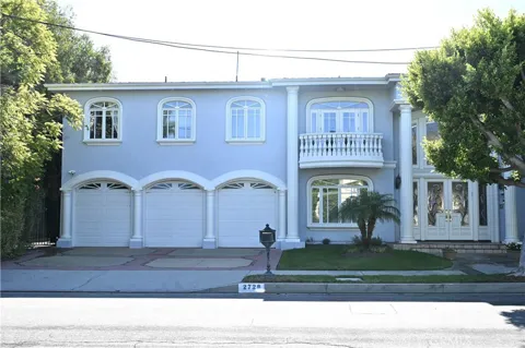 2726 Casiano