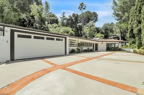 9466 Hidden Valley Place