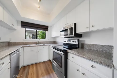 5000 S Centinela Avenue #304