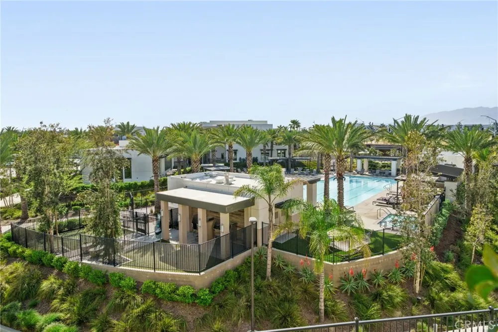 11044 Luminate Rancho Cucamonga, CA 91730