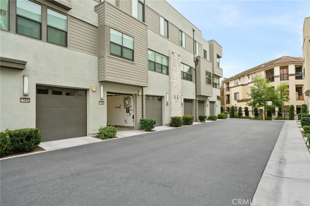 11044 Luminate Rancho Cucamonga, CA 91730