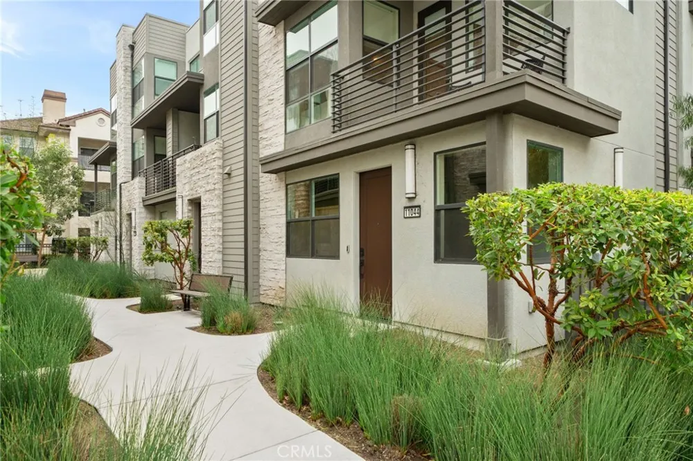 11044 Luminate Rancho Cucamonga, CA 91730
