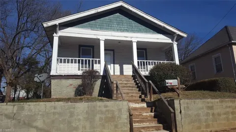 1413 E 23rd Street