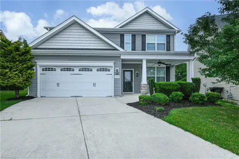 4015 Bow Court