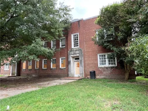 106 Winston Street